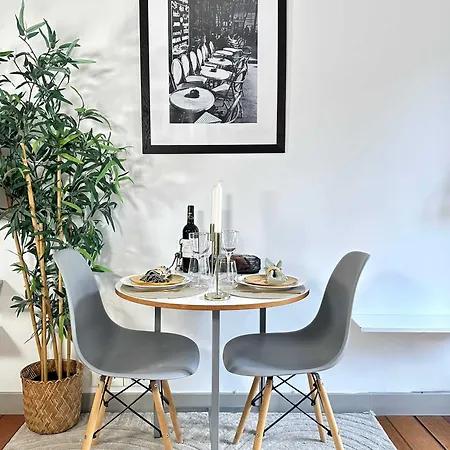 Apartment Beautiful Calm In Le Marais Paris