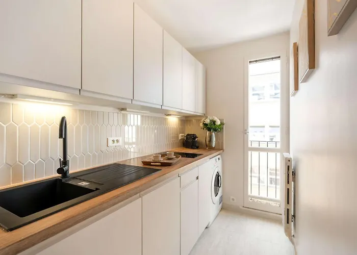 Ancienne Annonce St Paul * Paris