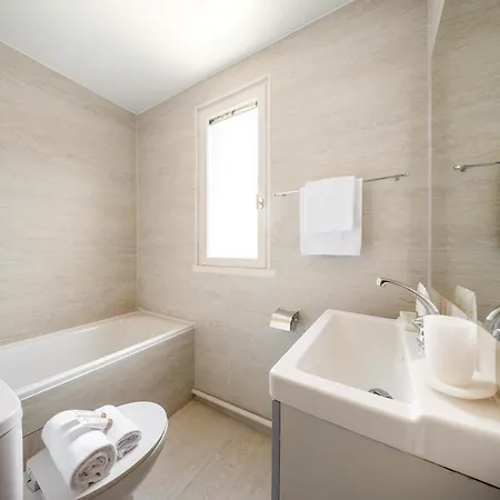 Apartament Ancienne Annonce St Paul Paryż