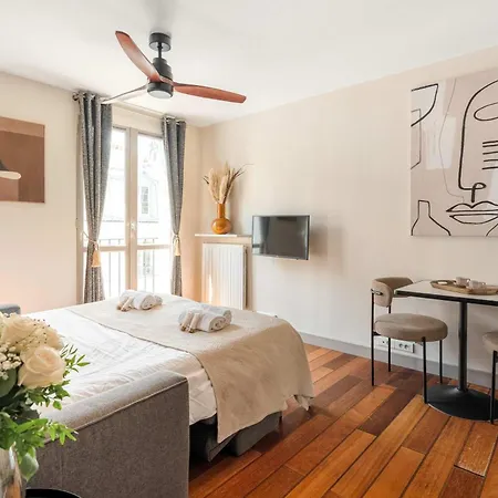 Ancienne Annonce St Paul Apartman